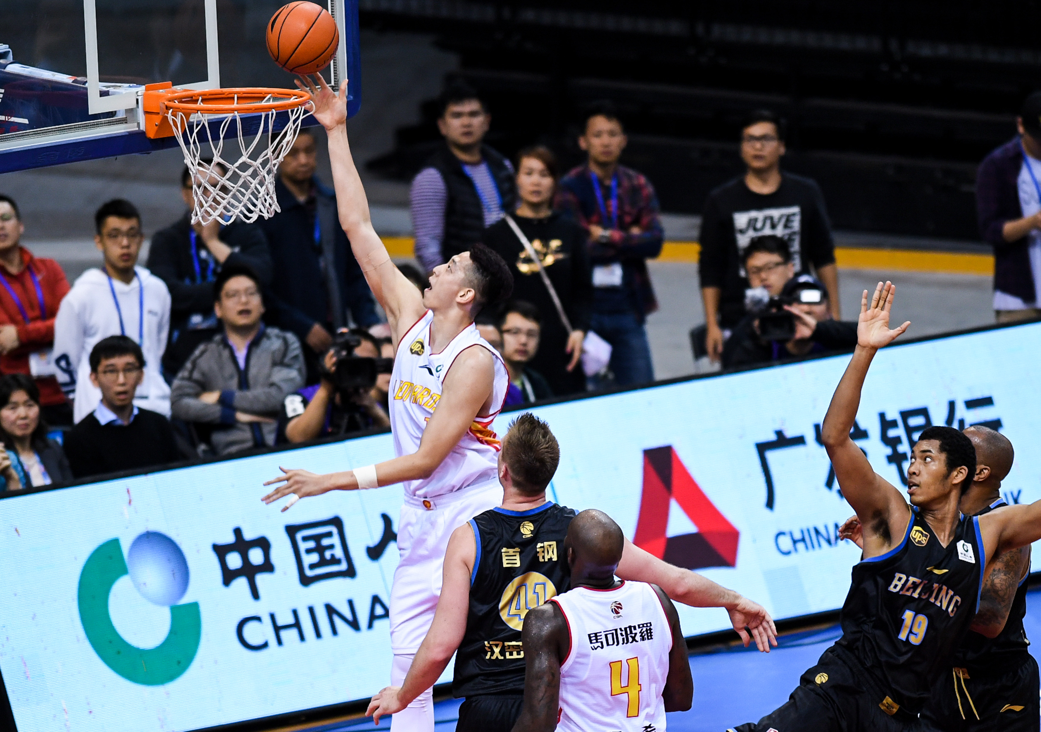 但巴拿马依 但巴拿马依