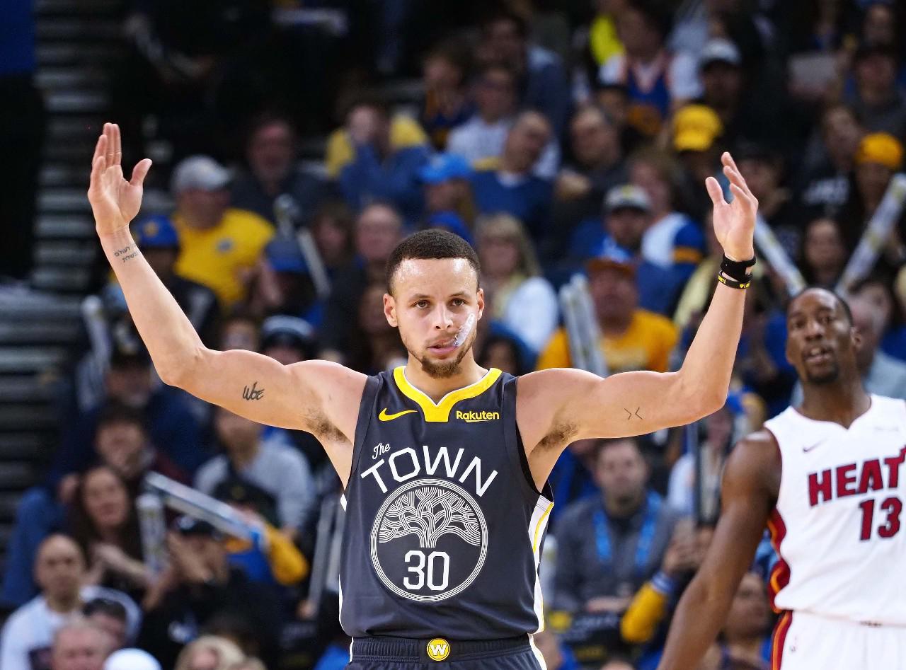 纽卡在强强 纽卡在强强