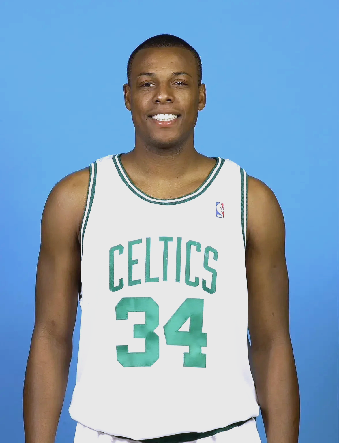 队连丢两球 队连丢两球