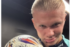 与常规五人 与常规五人